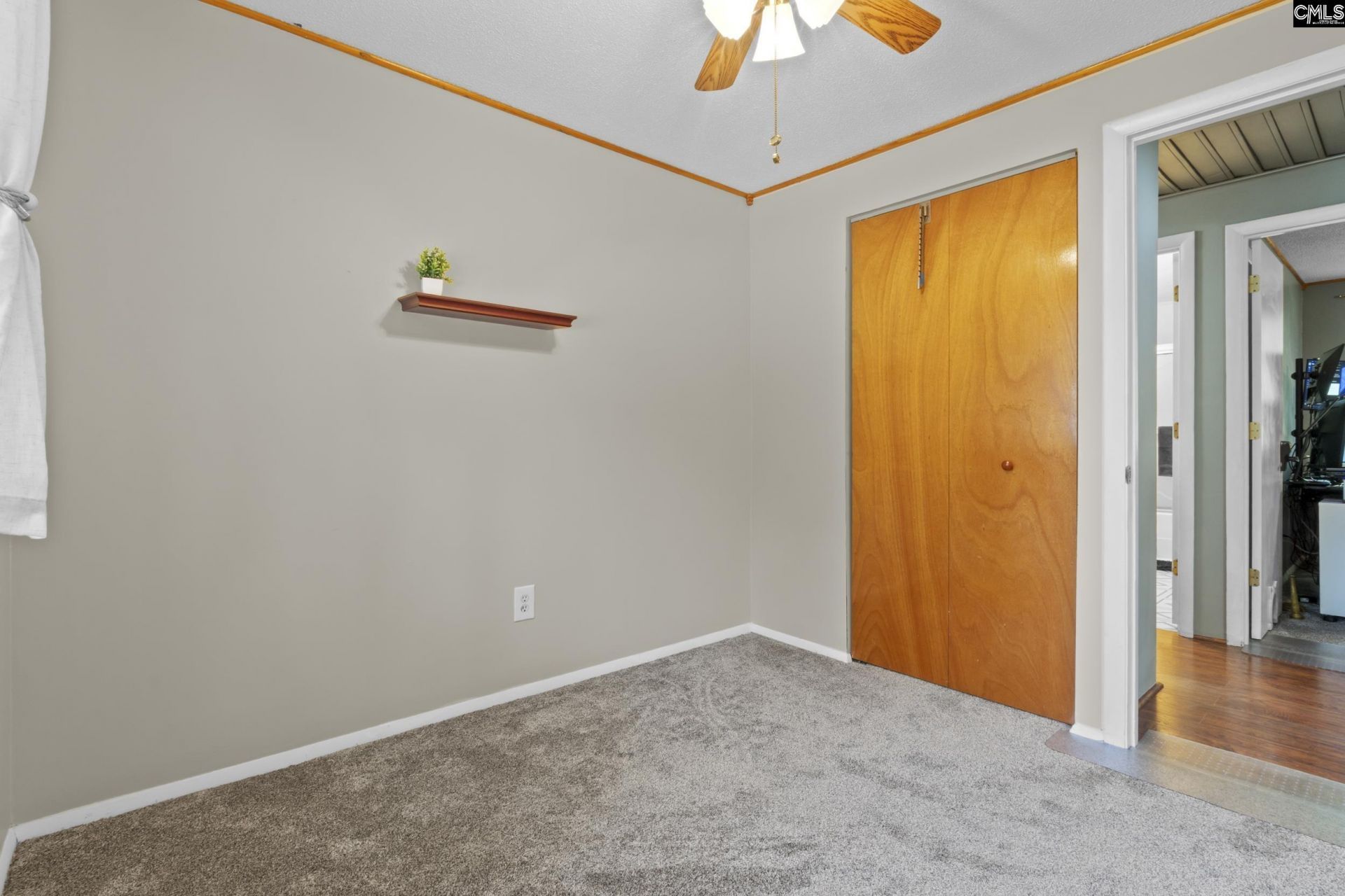 273 Farmdale Drive Photo 16