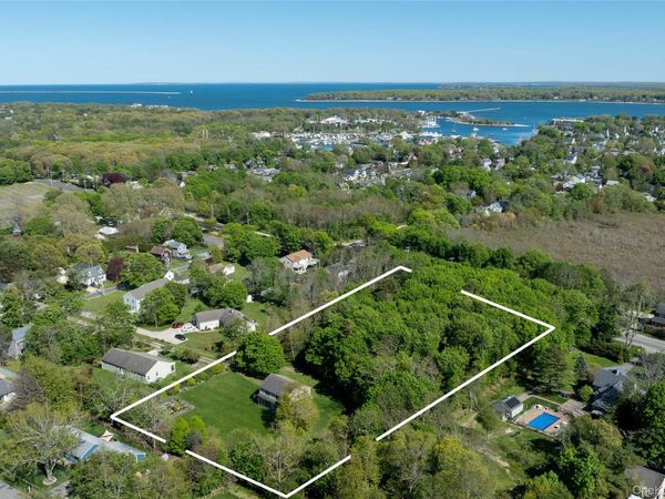 427 Sound Road , Greenport, NY 11944