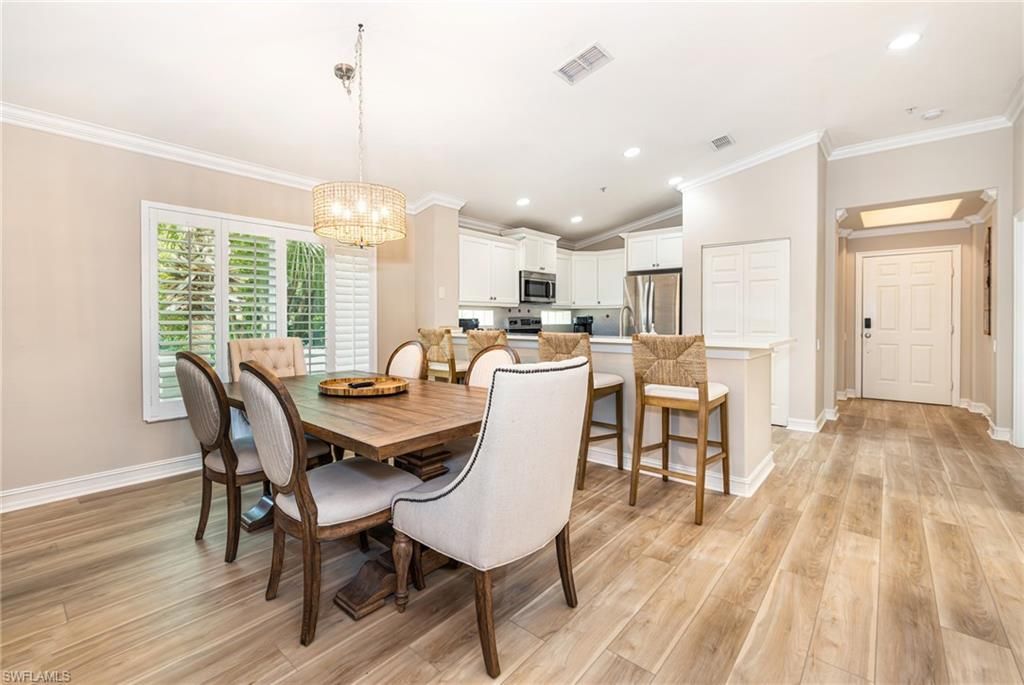 975 Tarpon Cove Dr, Unit 204, Naples, FL 34110 Photo