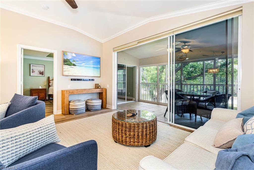 975 Tarpon Cove Dr, Unit 204, Naples, FL 34110 Photo