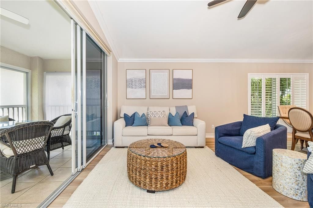 975 Tarpon Cove Dr, Unit 204, Naples, FL 34110 Photo