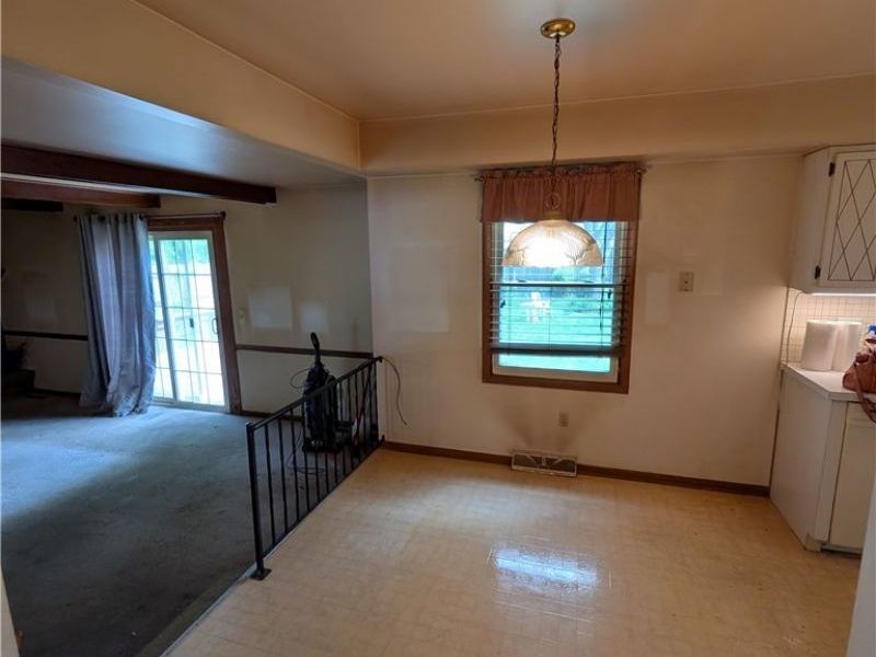 1161 Gulf Road, Elyria, OH 44035 Photo 14
