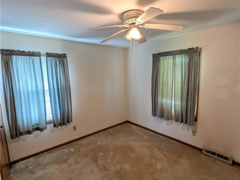 1161 Gulf Road, Elyria, OH 44035 Photo 18