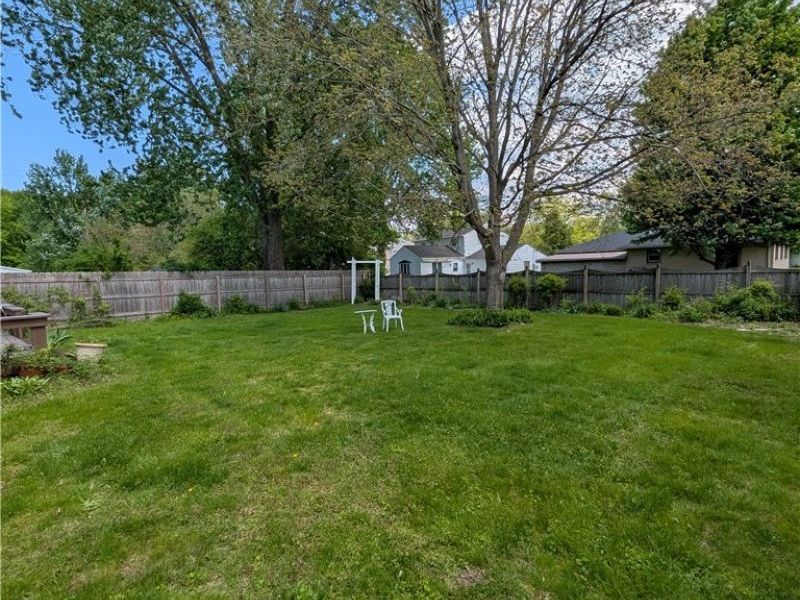 1161 Gulf Road, Elyria, OH 44035 Photo 6