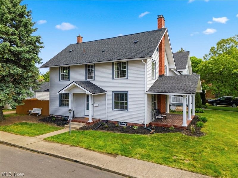 1445 15th Street NW, Canton, OH 44703 Photo 1