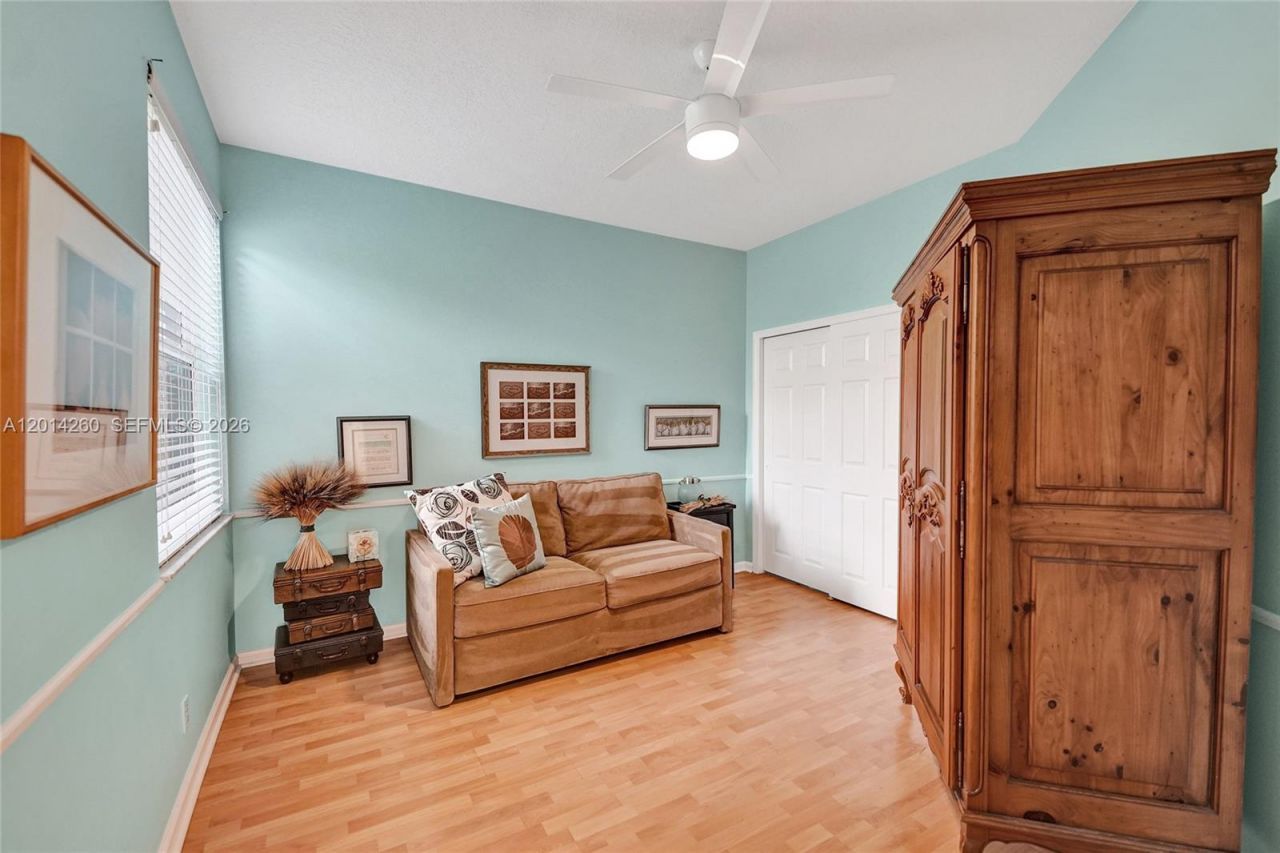 1640 Island Way , Weston, FL 33326 Photo
