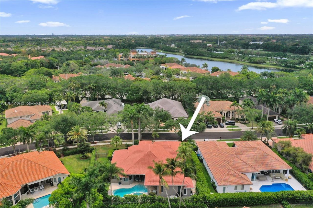 1640 Island Way , Weston, FL 33326 Photo