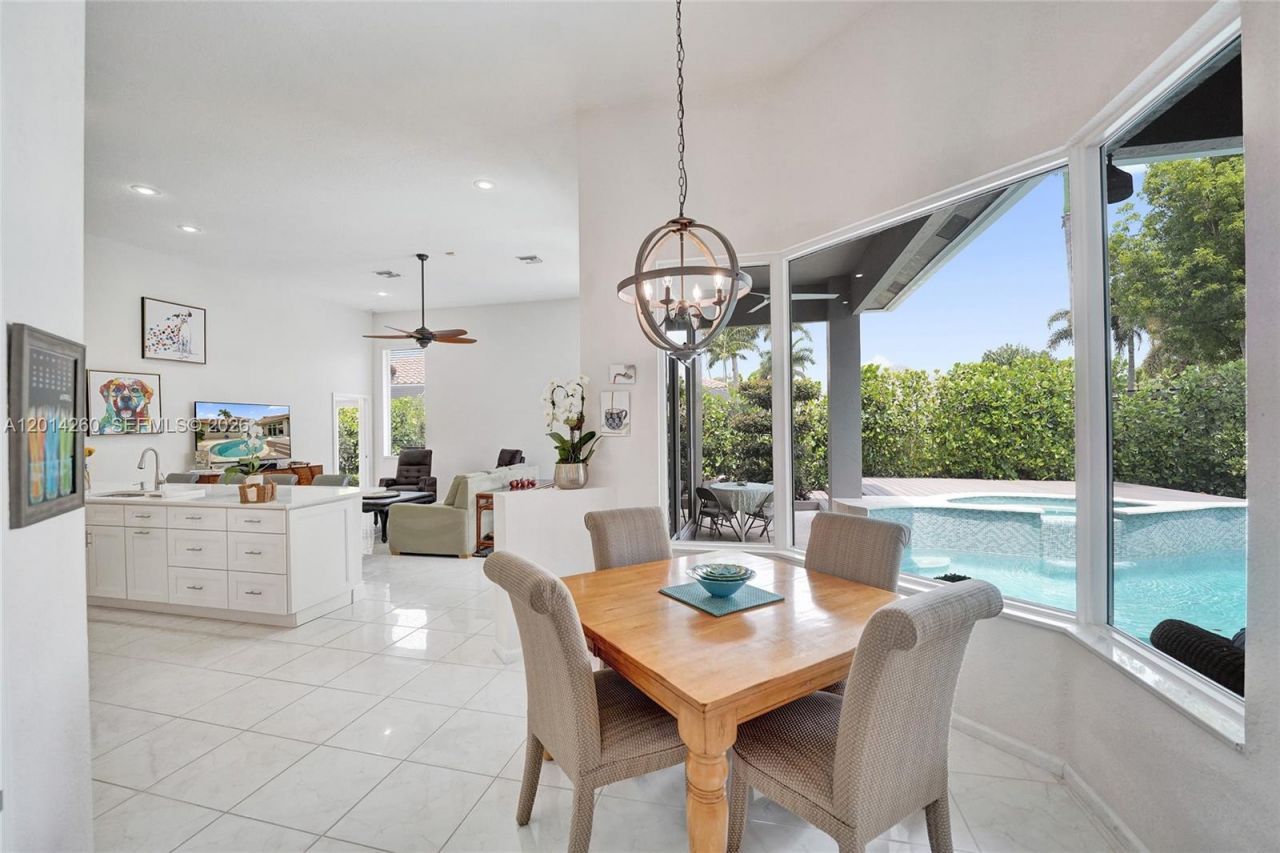 1640 Island Way , Weston, FL 33326 Photo