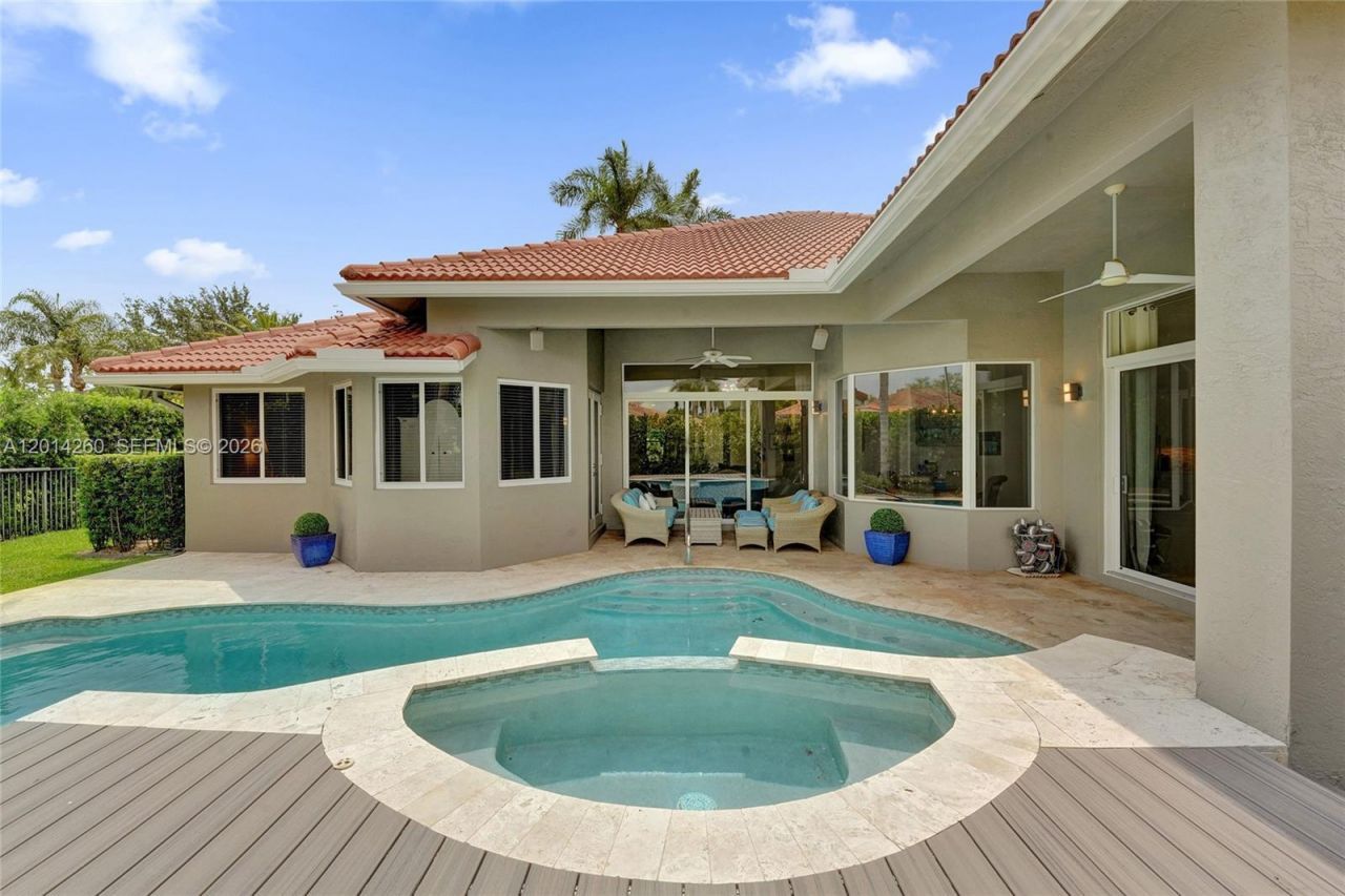 1640 Island Way , Weston, FL 33326 Photo