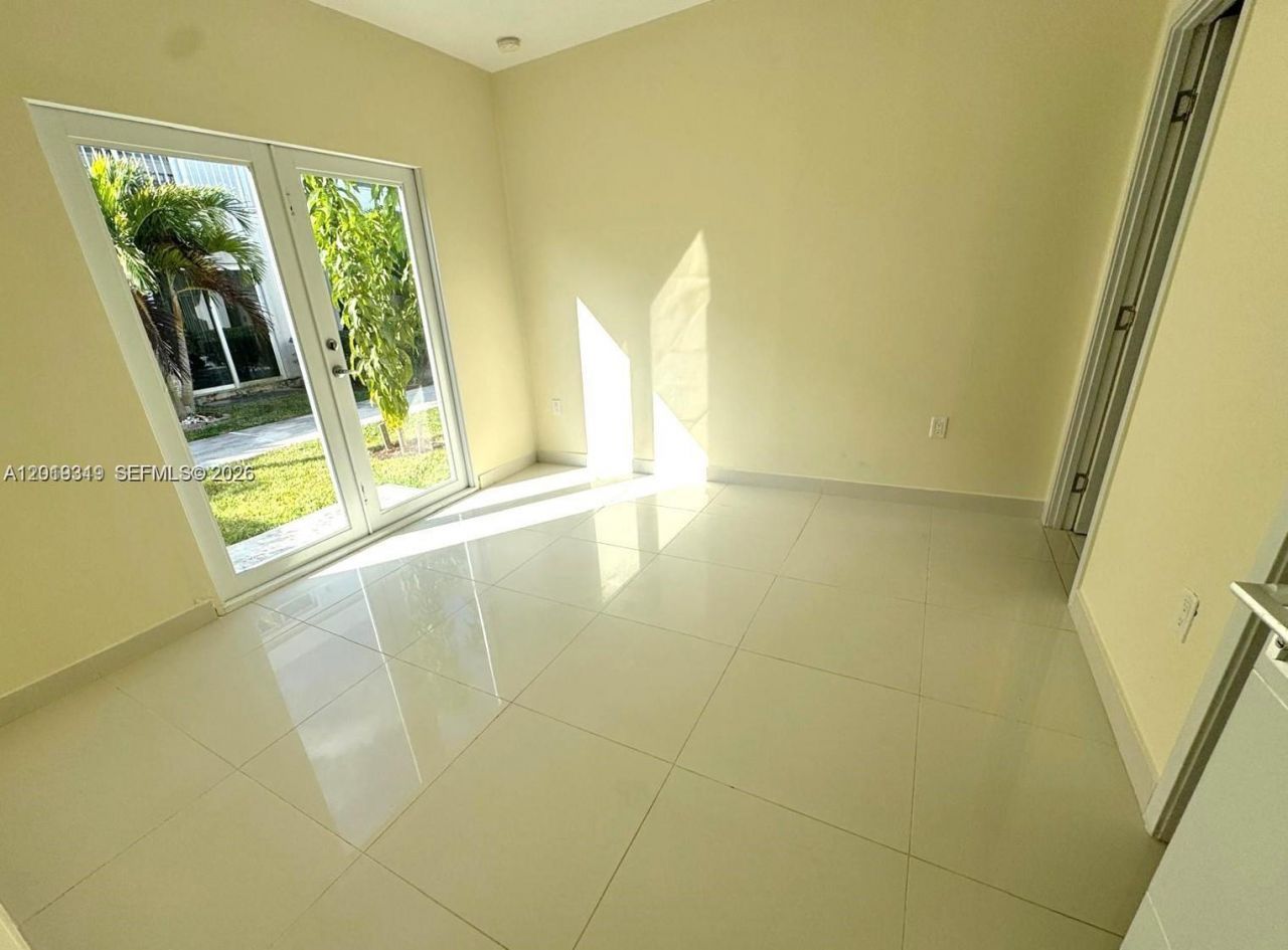13724 SW 259th St , Homestead, FL 33032 Photo