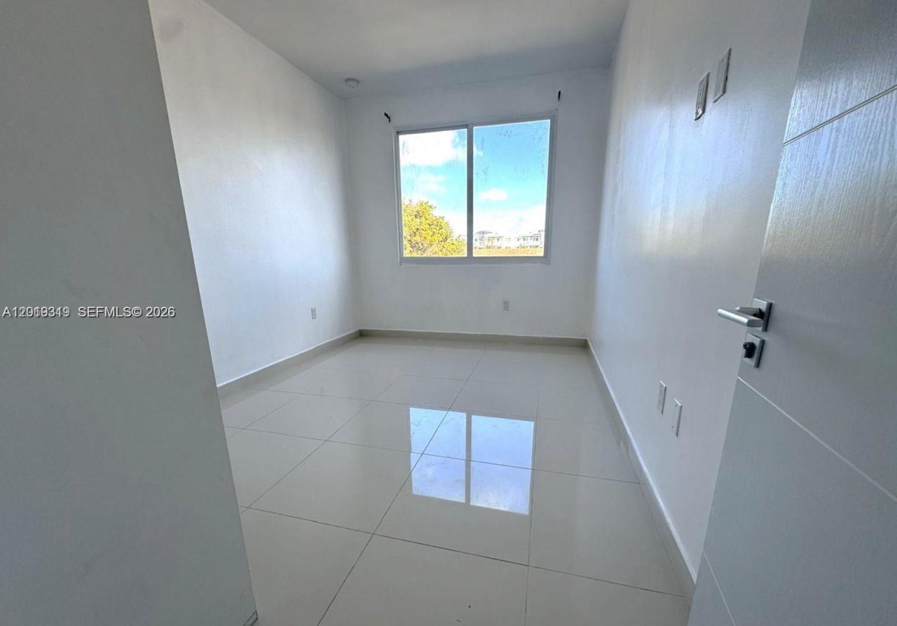 13724 SW 259th St , Homestead, FL 33032 Photo