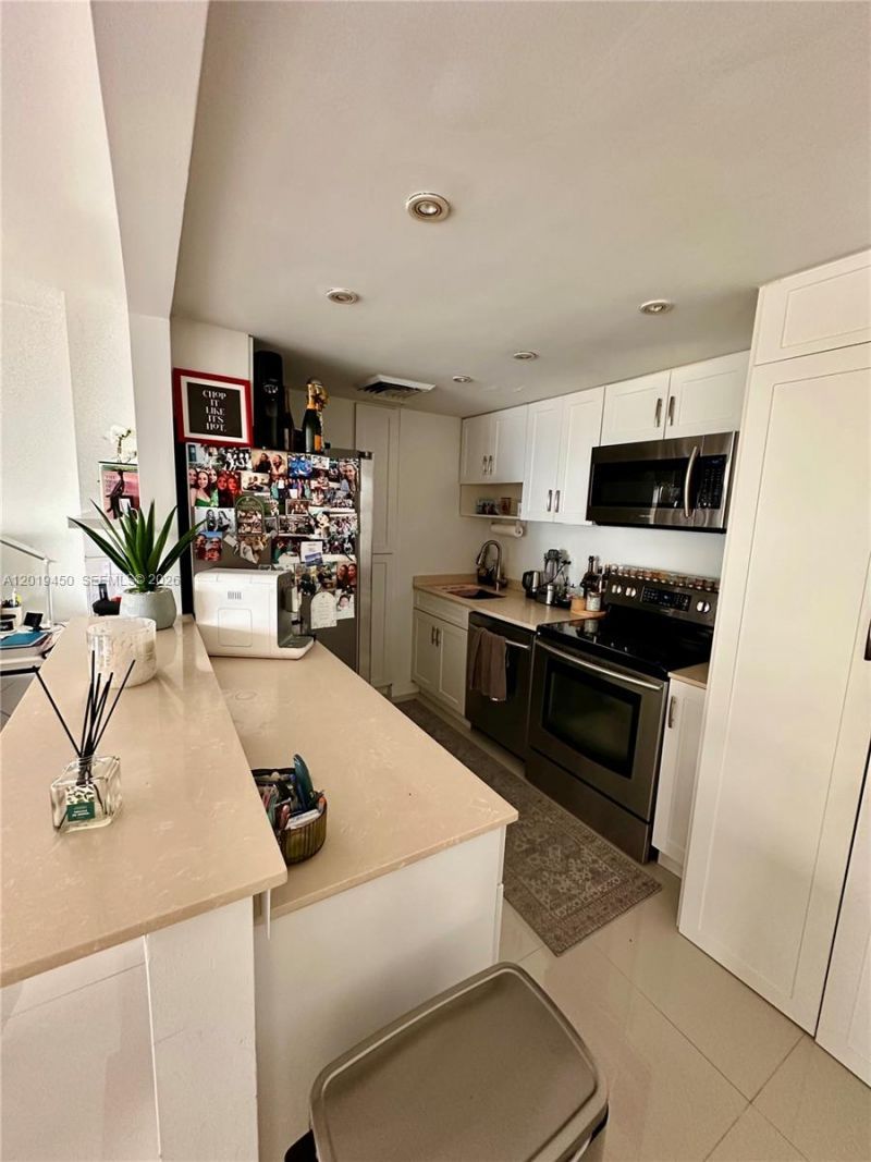 2451 Brickell Ave , Unit 10C, Miami, FL 33129 Photo