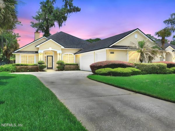 1862 SENTRY OAK Court, Fleming Island, FL 32003