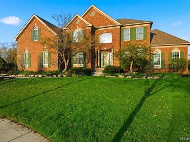 26566 Anchorage Court, Novi, MI 48374
