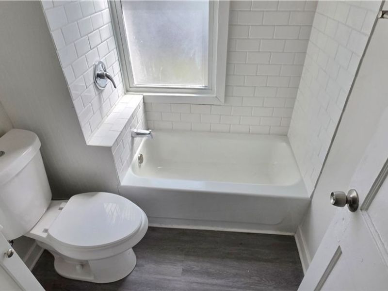 13806 Harvard Avenue, Cleveland, OH 44105 Photo 13