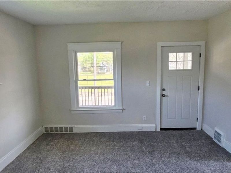 13806 Harvard Avenue, Cleveland, OH 44105 Photo 15