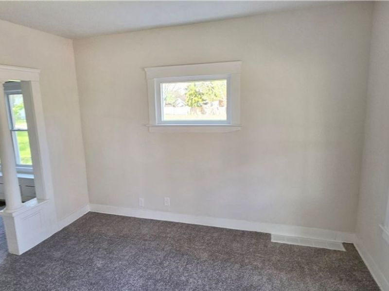 13806 Harvard Avenue, Cleveland, OH 44105 Photo 6