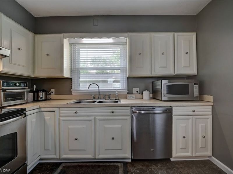 456 Wilson Street NE, Bolivar, OH 44612 Photo 12