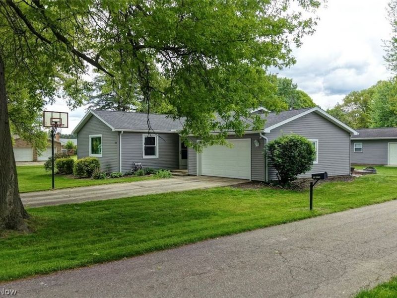 456 Wilson Street NE, Bolivar, OH 44612 Photo 3
