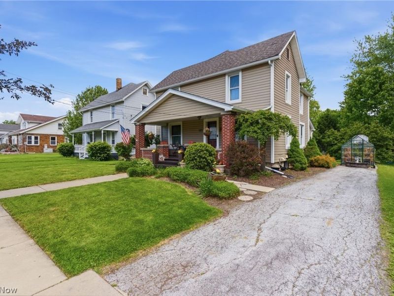 225 Woodward Street, Bellevue, OH 44811 Photo 2