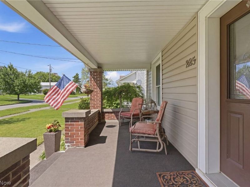 225 Woodward Street, Bellevue, OH 44811 Photo 5