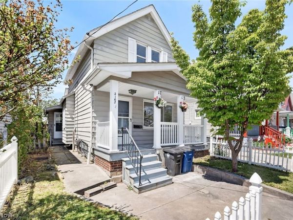 3162 W 104th Street , Cleveland, OH 44111