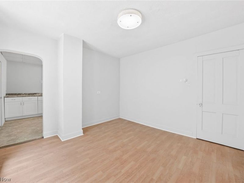 3162 W 104th Street, Cleveland, OH 44111 Photo 6