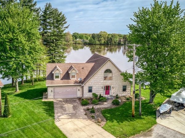 483 Owl Point, Roaming Shores, OH 44084