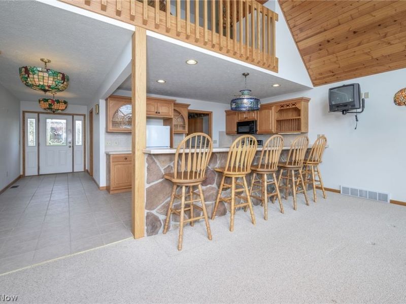 483 Owl Point, Roaming Shores, OH 44084 Photo 10