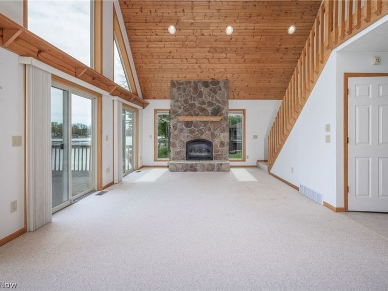 483 Owl Point, Roaming Shores, OH 44084 Photo 14