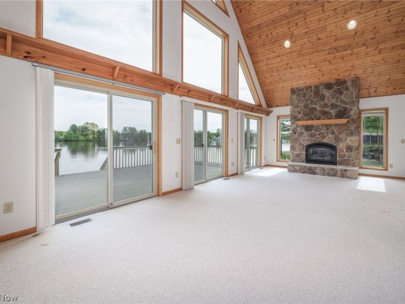483 Owl Point, Roaming Shores, OH 44084 Photo 15