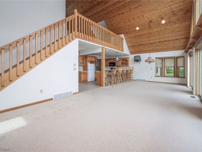 483 Owl Point, Roaming Shores, OH 44084 Photo 16