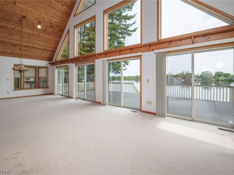 483 Owl Point, Roaming Shores, OH 44084 Photo 17