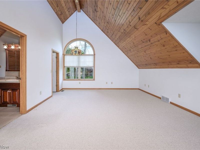 483 Owl Point, Roaming Shores, OH 44084 Photo 25