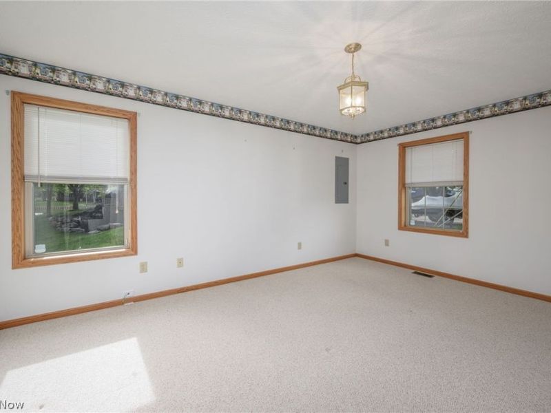 483 Owl Point, Roaming Shores, OH 44084 Photo 8