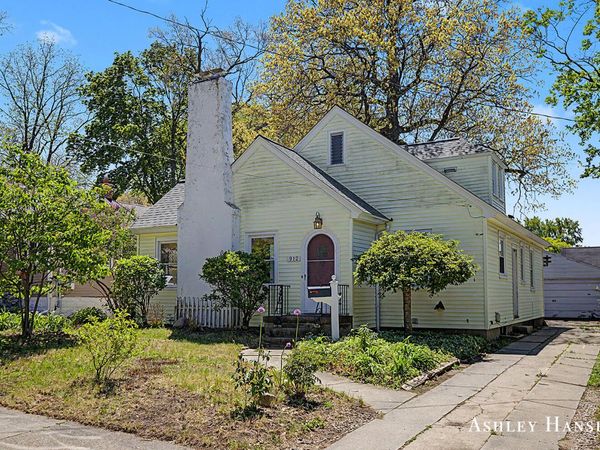 912 Joslin Street SE, Grand Rapids, MI 49507