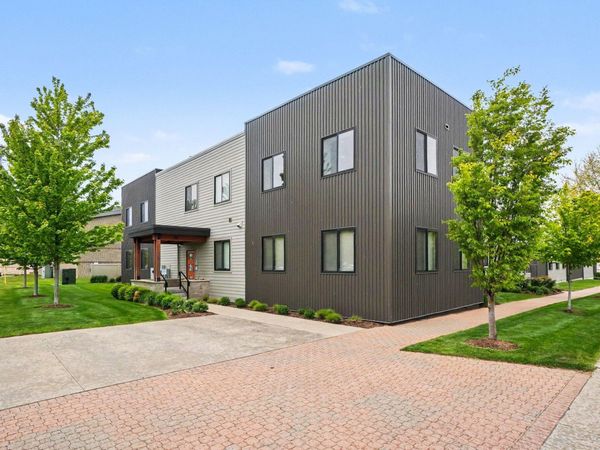 110 Central Avenue, Unit 102, Holland, MI 49423