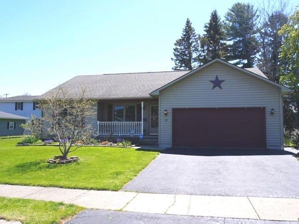 10 Prospect Street , Oswego, NY 13126