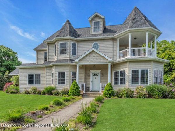 42 Pitney Avenue, Spring Lake, NJ 07762