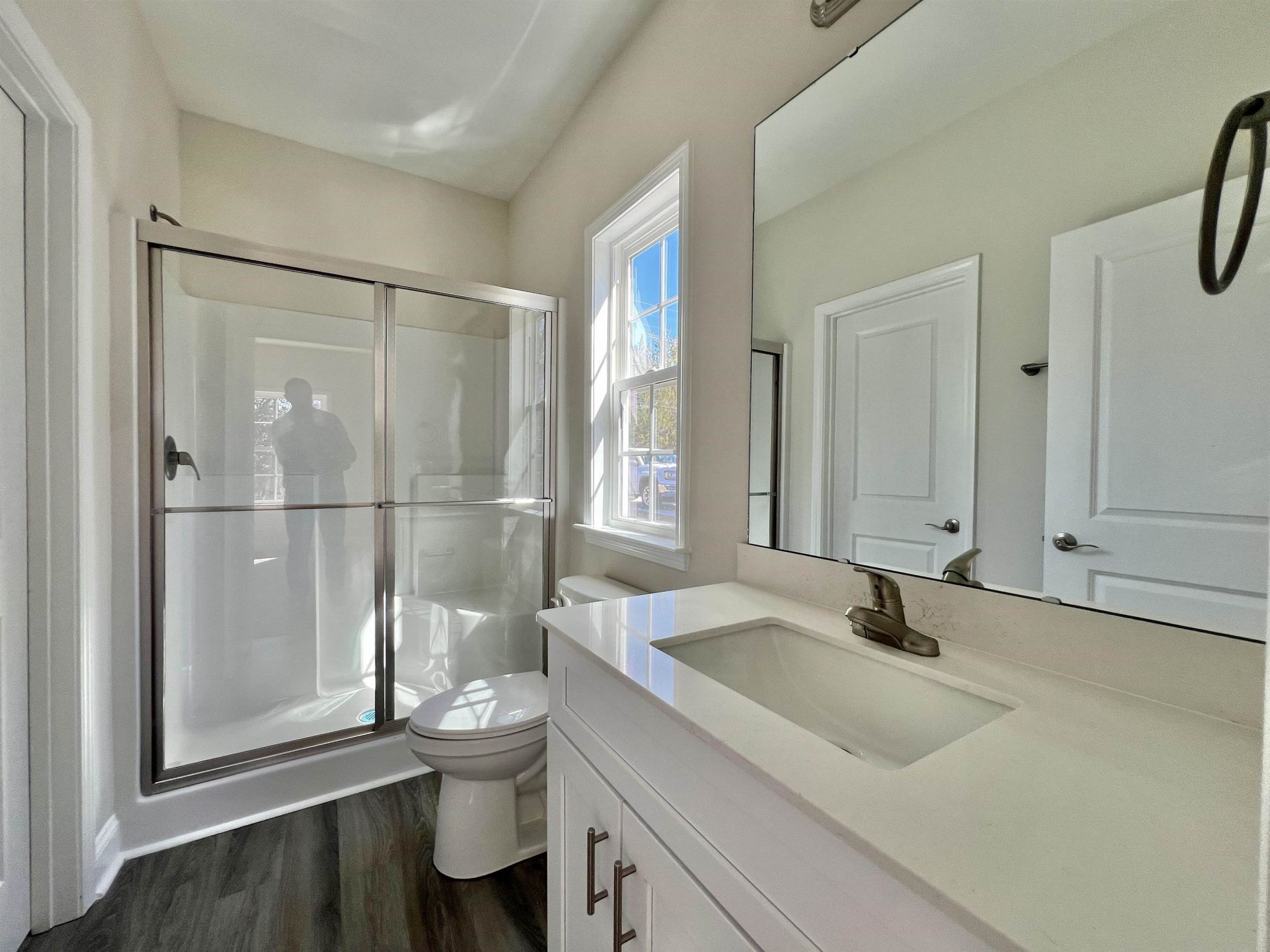 1716 Foster Ave  Photo 15