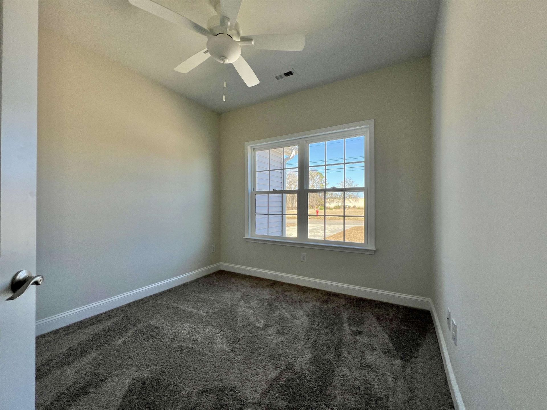 1716 Foster Ave  Photo 5
