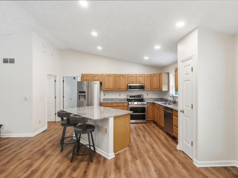 10891 Pleasant Renner Road, Harlan Twp, OH 45122 Photo 7