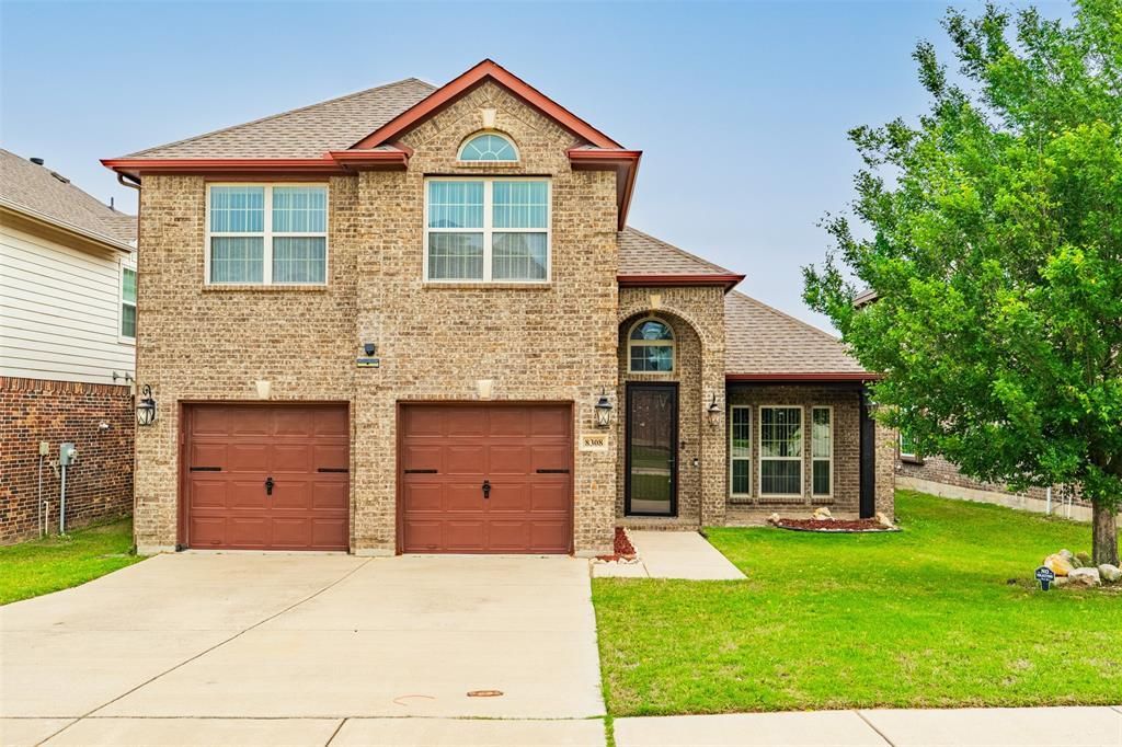 8308 Blue Periwinkle Lane, Fort Worth, TX 76123 Main Photo