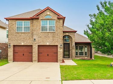 8308 Blue Periwinkle Lane, Fort Worth, TX 76123