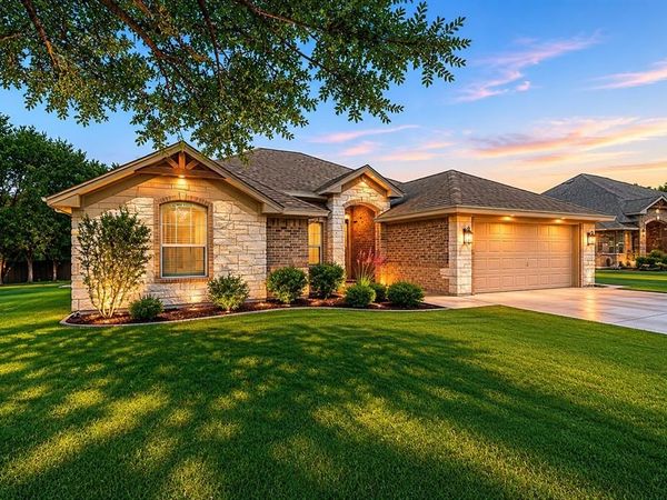 3907 Del Rio Court, Granbury, TX 76049