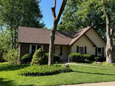 1605 High Drive, Liberty, MO 64068