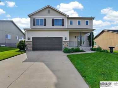 1616 N 209th Street, Elkhorn, NE 68022