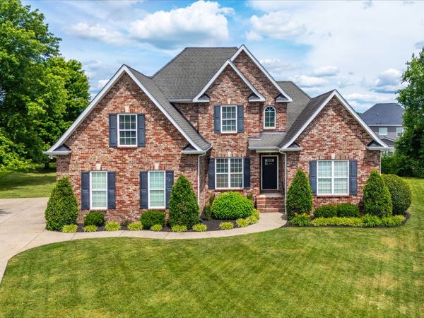 753 Kitty Ct , Murfreesboro, TN 37130