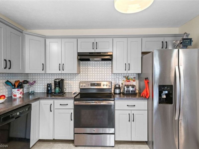 866 S Court Street, Medina, OH 44256 Photo 8