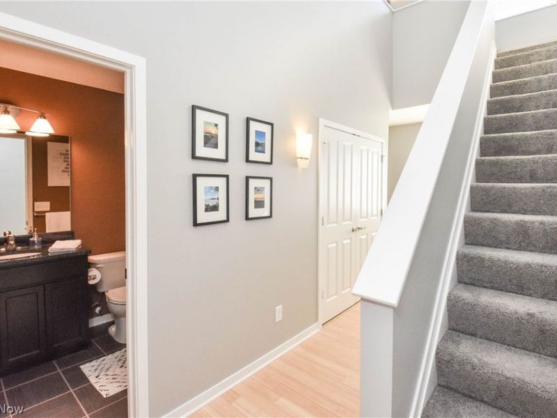 5735 Bridge Avenue, Cleveland, OH 44102 Photo 23